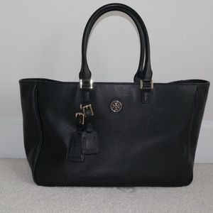 Beautiful authentic large Tory Burch tote